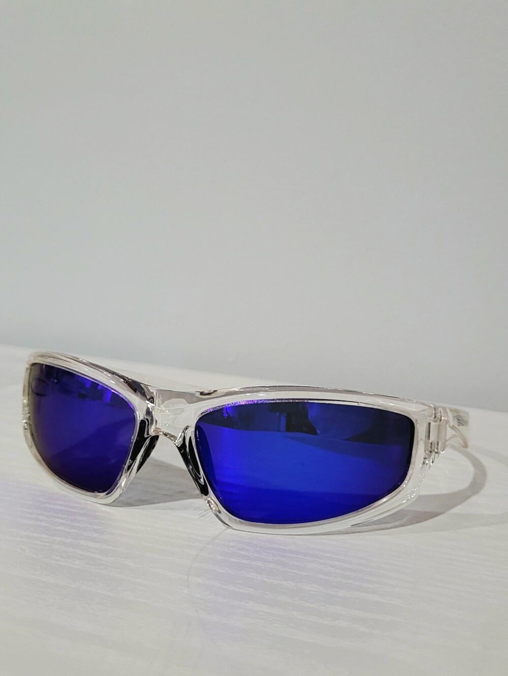 Shady Rays Sunglasses X Series - Ocean Ice Polarized - Picture 9 of 11
